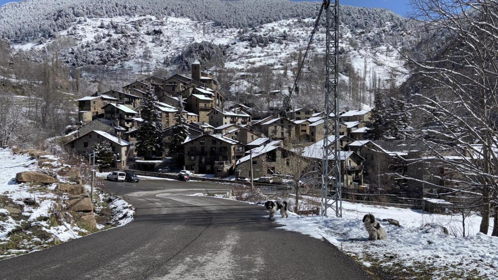 Hotel Valls Valira Ос-де-Сивис Экстерьер фото